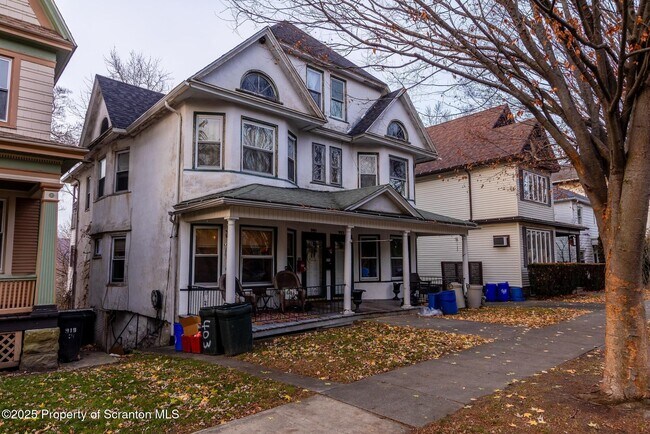 Photo - 921-923 Clay Ave