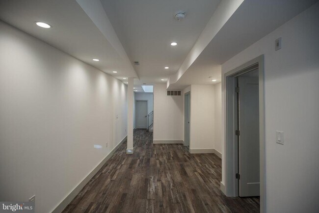 Photo - 3716 Haverford Ave Unit 2F