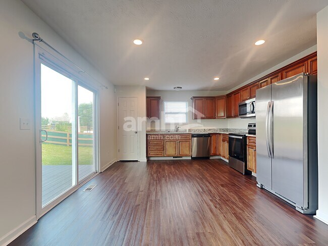 Photo - 5132 Chandler Crossing