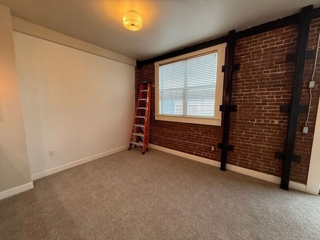 Photo - 160 Liberty St NE Unit #205