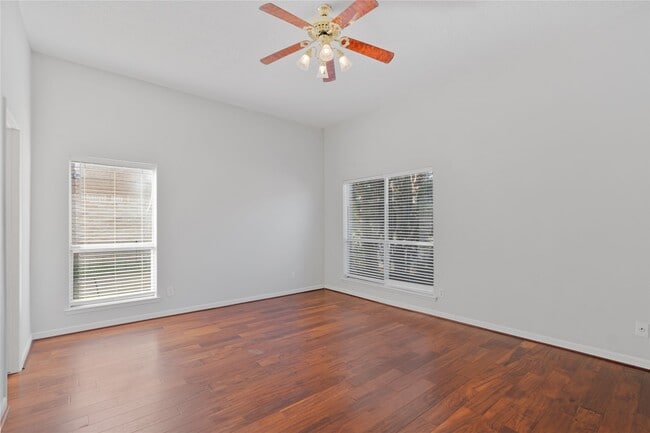 Photo - 15414 Willow River Dr