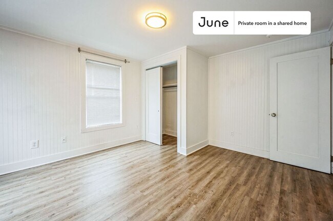 Photo - Room in Shared 4 bed/1.5 bath home Unit C