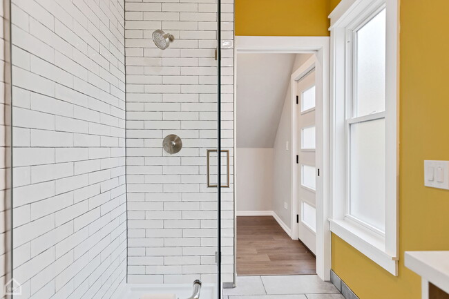 Photo - 2103 W Eastwood Ave Unit 3