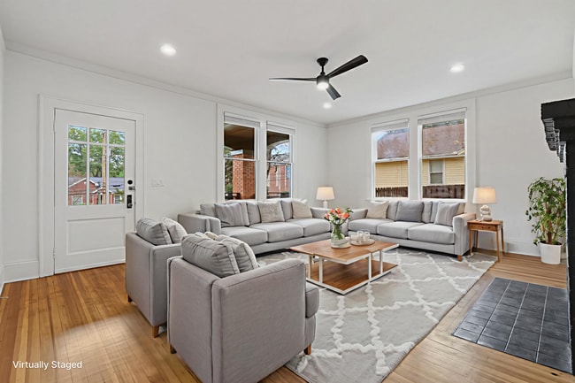 Photo - 3107 Old Buncombe Rd