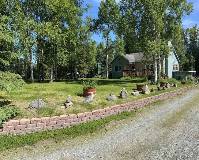 Building Photo - 12333 End St Unit A