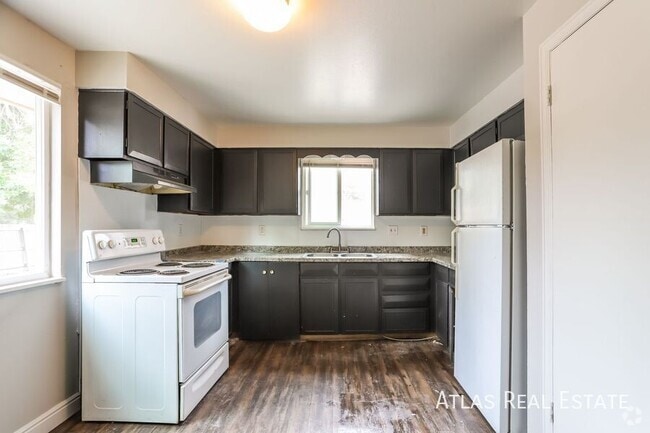 Building Photo - 16658 E 13th Ave Rental