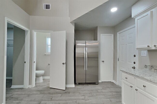 Photo - 3431 W Rainmill Dr