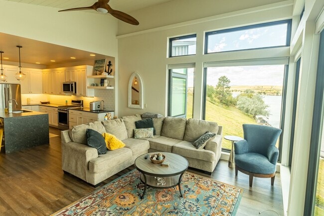 Photo - Jones - Fully Furnished Condo on the River Available Mid Sept - Mid May Only