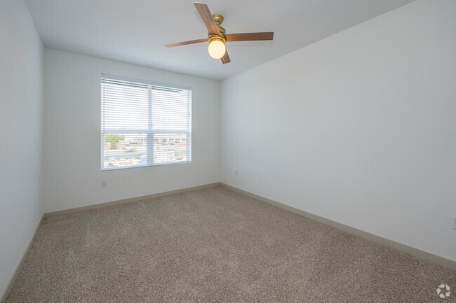 2BR 2BA 1,097SF - Primary Bedroom