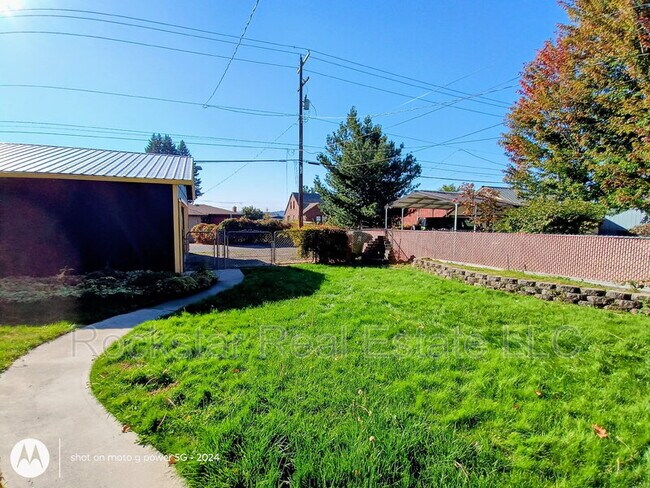 Photo - 2811 W Cleveland Ave