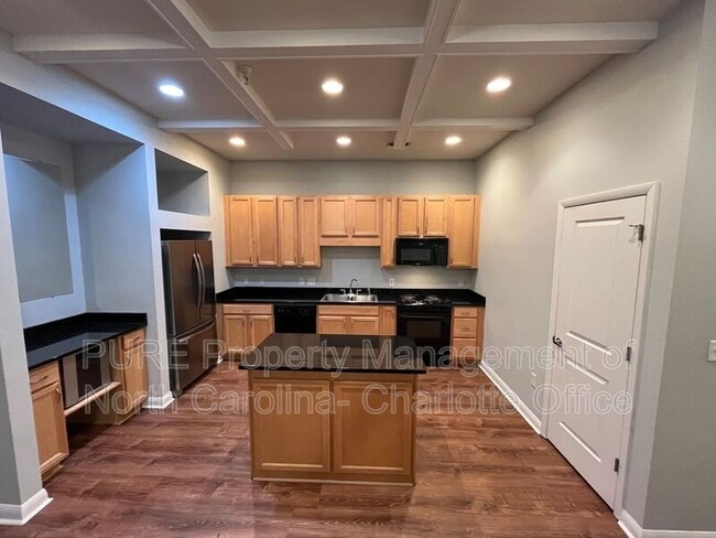 Photo - 462 New Bern Station Ct