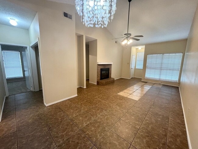 Photo - 2915 Roxboro Rd