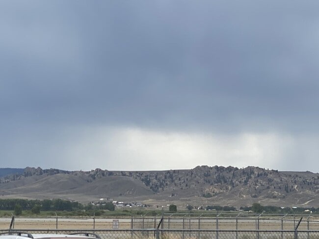 Photo - City of Gunnison Spacious 2 bedroom/2.5 bath!