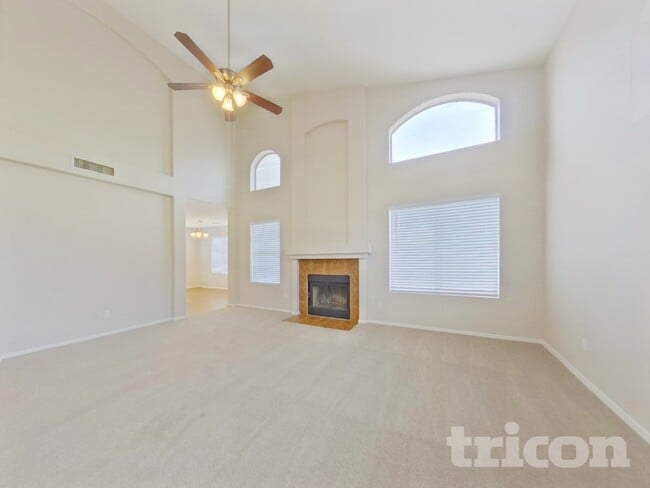 Photo - 17220 N Wavyleaf Ave