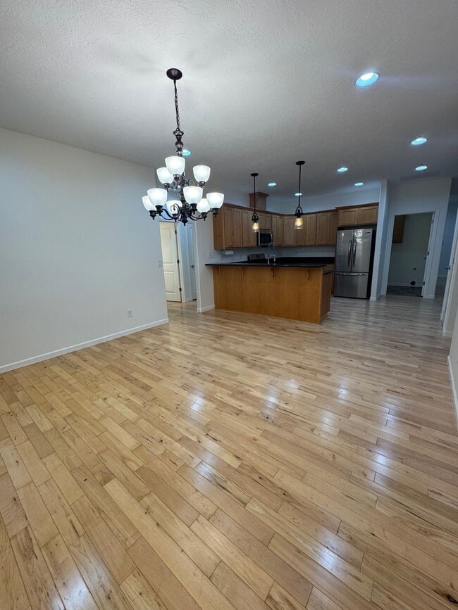 Photo - 3 Bedroom 2 Bath at Astoria