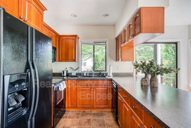 Photo - 9009 Avondale Rd NE Unidad K121