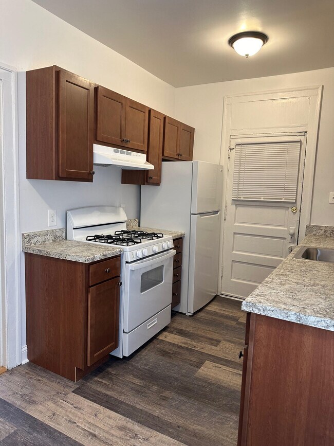 Photo - 1637 W Estes Ave Unit ONE BEDROOM - 1639-2A