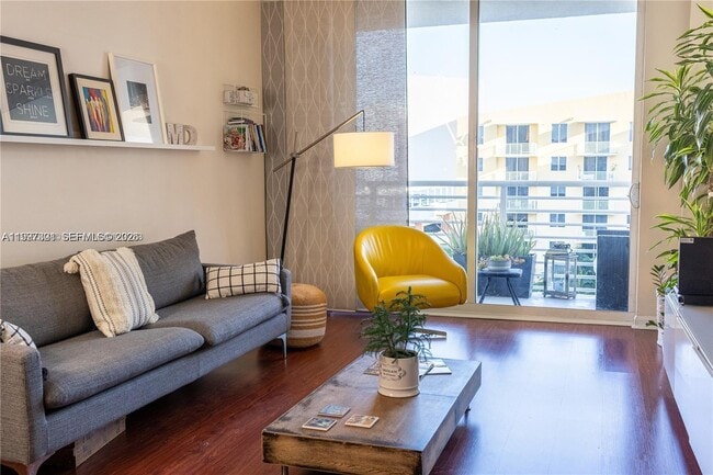 Photo - 2775 NE 187th St Unit 629