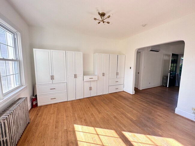 Photo - 122 Summit St