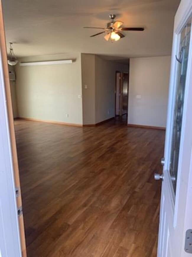 Photo - $1700 - 3 Bedroom, 2 Bathroom Townhome - G...