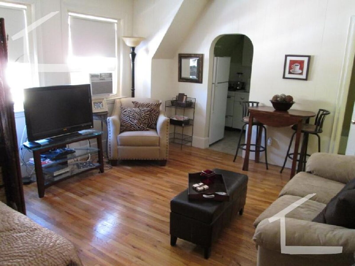 Photo - 1746 Beacon St Rental