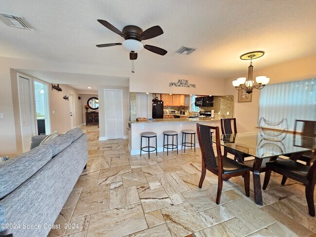 Photo - 1750 E Central Ave