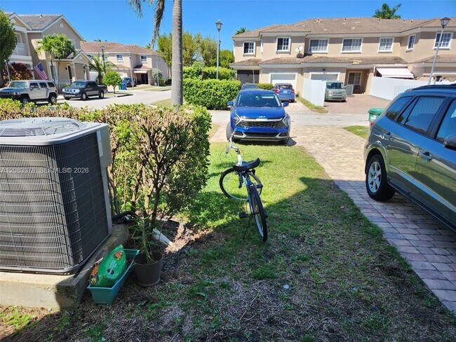 14237 SW 274th St Unit 01