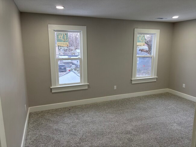 Photo - 2136 Miner St Unit 2