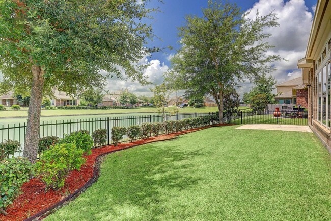 Building Photo - 26323 Crystal Cove Ln Rental