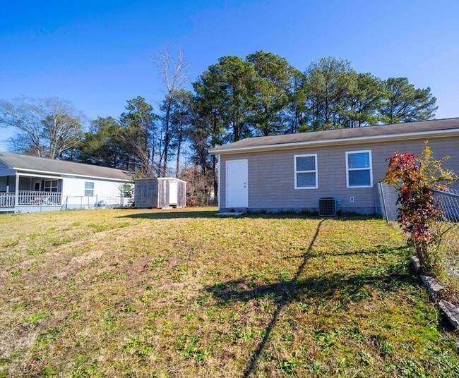 Photo - 2025 Shepherd Dr