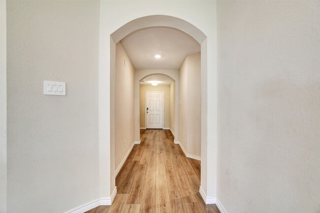 Photo - 1006 Fannin St