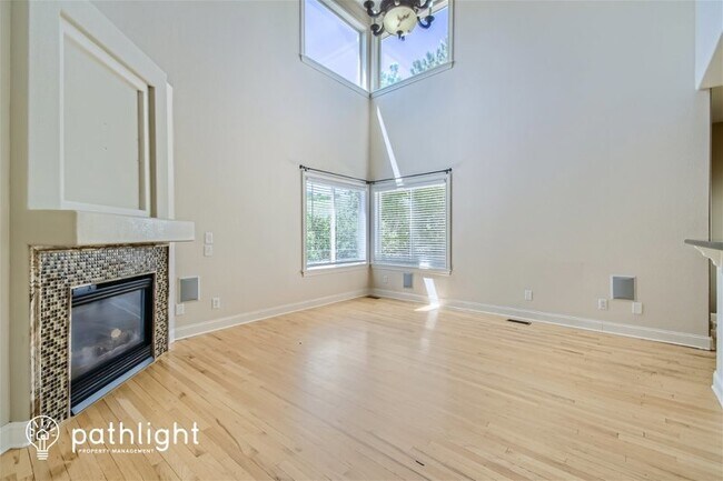 Photo - 711 Briar Ridge Ct