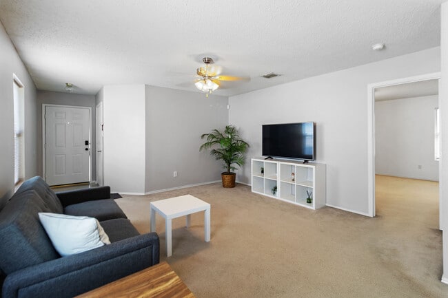 Photo - 6717 Waterhill Ln