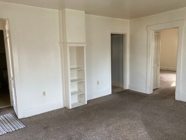 Photo - 302 Canal St W Unidad 2F