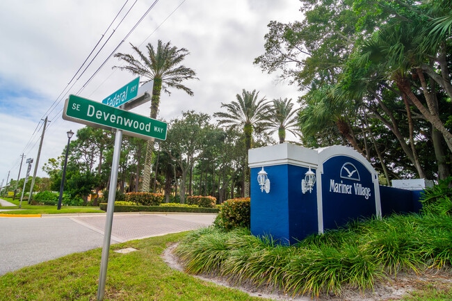 Building Photo - 5108 SE Mariner Garden Cir