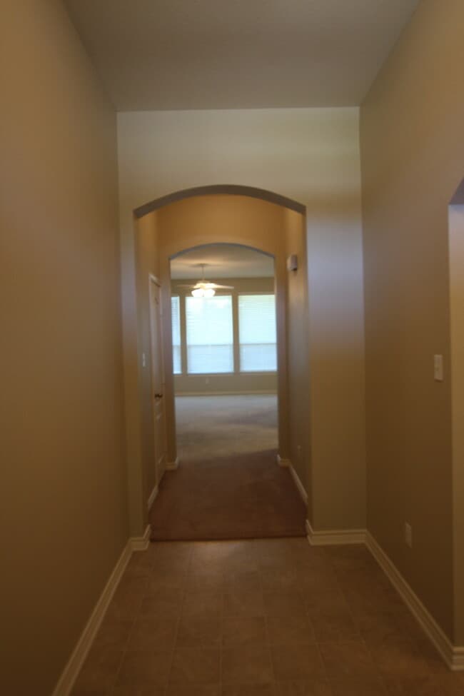 Photo - 19993 Meadow W Ln