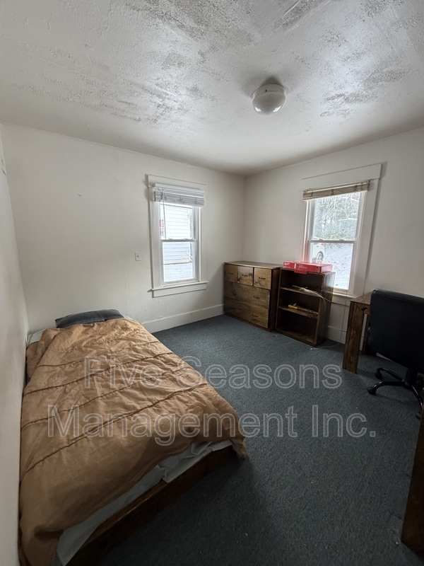 Photo - 366 Riverside Ave