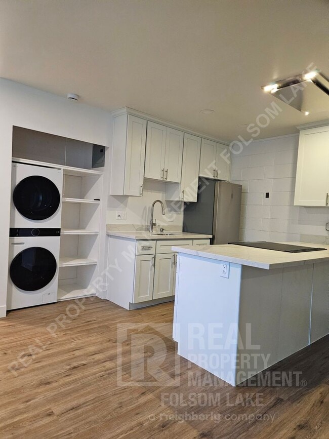 Photo - 3049 Wiltse Rd Unit 3049 1/2-Back