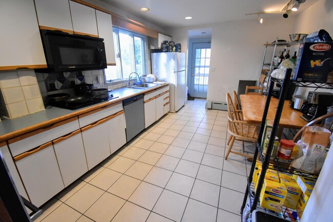 Photo - 116 Lake St Rental