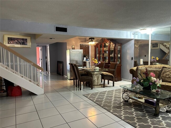 Building Photo - 1653 NW 58th Ave Unit 14