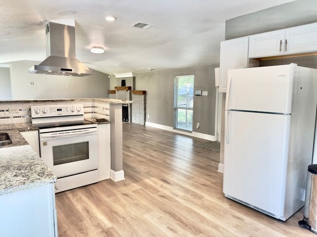 Photo - 1716 W Mayfield Rd