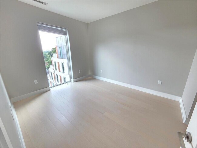 Photo - 775 Juniper St NE Unit 608