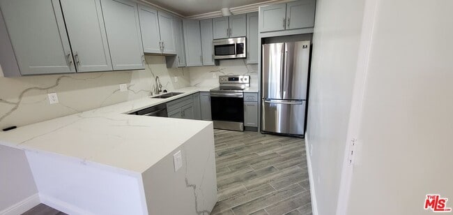 Photo - 827 2nd St Unidad 301