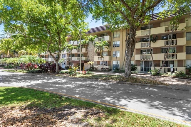 Building Photo - 1800 Sans Souci Blvd Unit 227