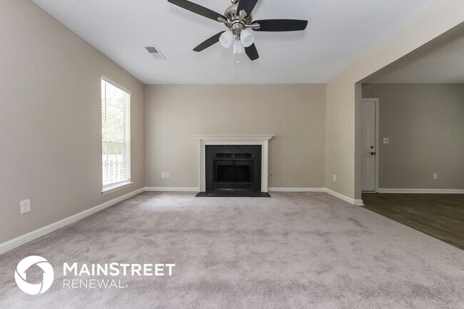 Photo - 893 Timbervale Ln