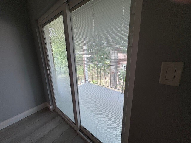 Photo - 1327 84th Ave N Unidad C