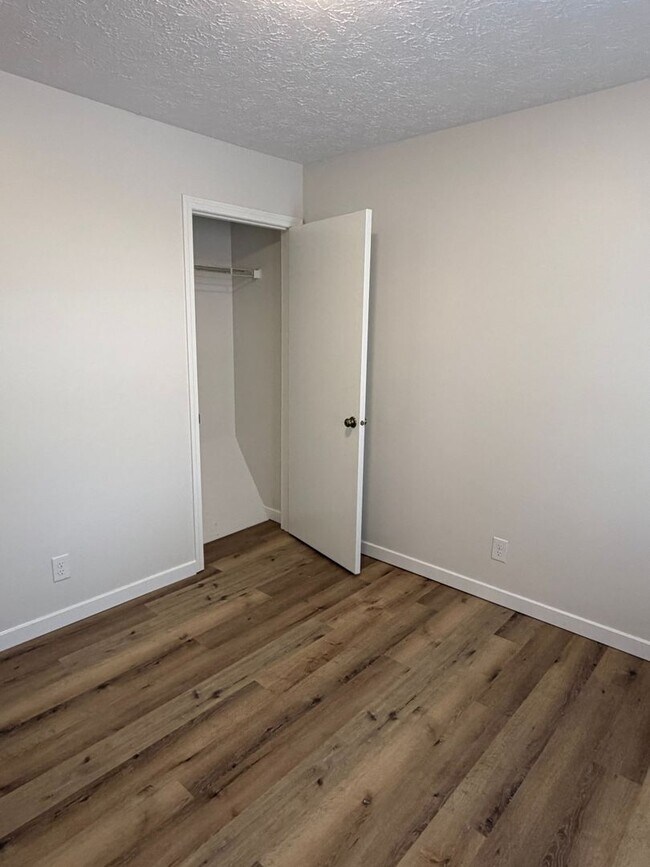 Photo - Windemere Apartments