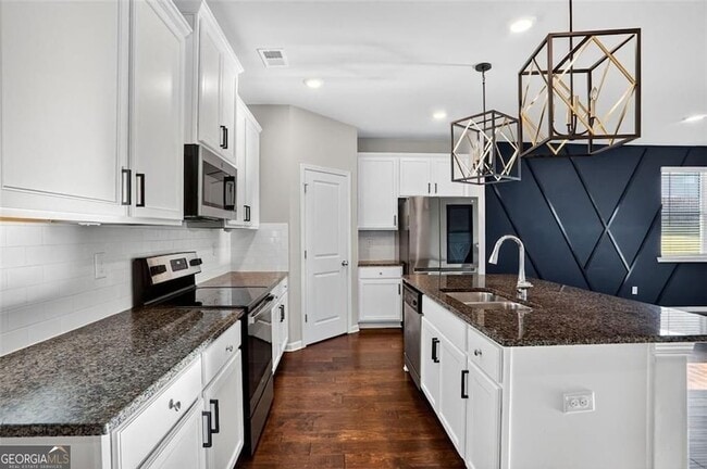 Photo - 1553 Spring Hollow Way