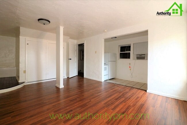 Photo - 1135 Magnolia Ave