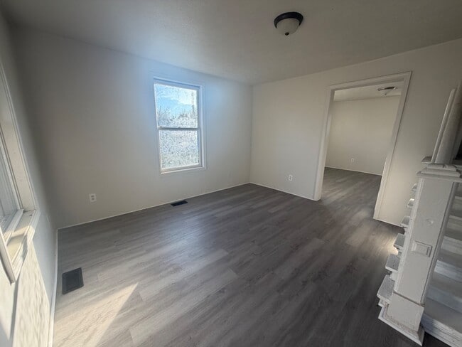 Photo - 601 N Grandview St